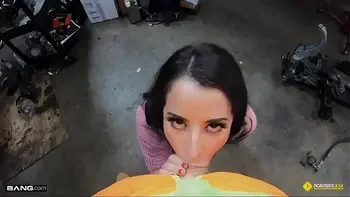 Roadside - Horny Roadside Assistance Fucks Busty Latina