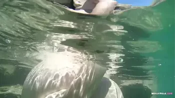 Losing Anal Virginity at Public Beach - Molly Pills - Outdoor Amateur Porn POV