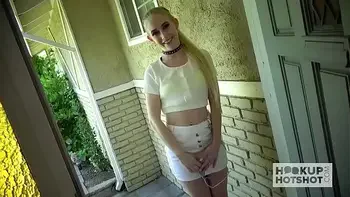 Blonde babe Emma Starletto goes on second rough online date