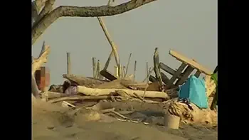 Girlfriend sucks my cock on the public beach in front of many strangers - MissCreamy