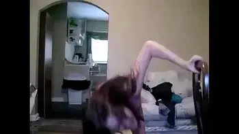 Am i pretty or not? Please watch my dance