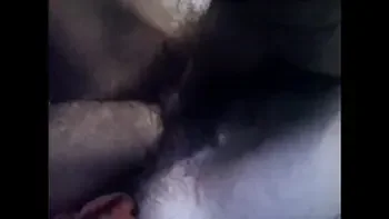 Waltraud liebt fisting, sich wichsen und dann mich blasen.AVI