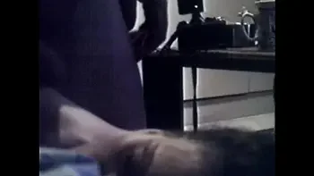 Waltraud wichst mich und ich spritze fein