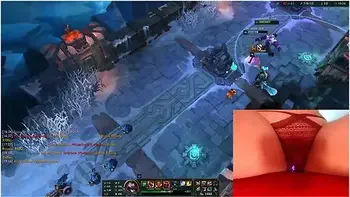 My New Toy Makes Me Cum Multiple Times While Playing League Of Legends #12 Luna With Gamer Girl