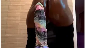 I Was Horny And My Parents Were Around So I Fucked Myself In The Bathroom( Squirt And