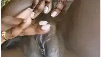 Ebony Girl Masturbates And Makes Herself Cum