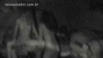 Bitching between friends and several sluts ends up in the dark. The flashlight saved the footage