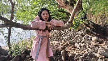 Naked Outdoor Gaping Pussy - Nicky Brill Amateur MILF Spreads Wide Open