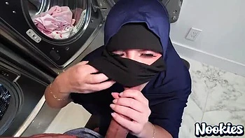 Huge Tits BBW MILF Aleksa Mink POV Blowjob and Handjob with Cumshot