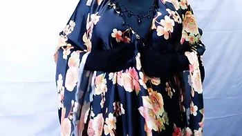 Beautiful Housewife Sex And Dirty Talk Indian - Clear Hindi Audio