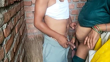 Hot Indian Desi Bhabhi