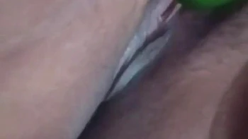 Pehli Baar Chut Me Khira Dal Kar Chudai Kiya