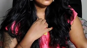 Marumagal Ilaria Seducing Her Mamanar