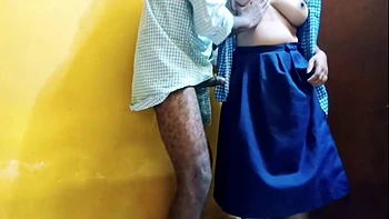 Indian First Time Sex With Her Boy Friend