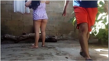 Kissing And Blowjob With My Old Lady In The Backyard, Without Fear Of The Neighbors Seeing Us