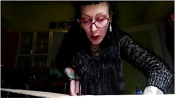 Feet Slave In Miss Vagon And Ivegans Shopping Donated By Her Moneyslave