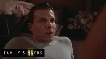 Dude Bangs His Sexy Stepmom (India Summer) and Shoot His Cum On Her Ass - FamilySinners