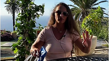 How To Bdsm: Cleaning With Enemas For Anal Play!