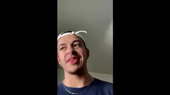 Blue Eyed Bombshell Kylie Loves To Make Cum