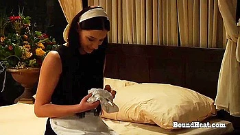 Luring Love - Pussy Fingering Action