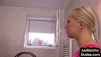 Bathroom Femdom Ladies Pegging In 3some With Vibrator