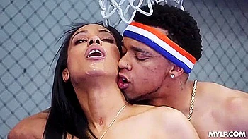 Her Court, Her Rules