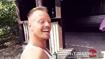 Random Dude Bodo BANGS Milf Slut Jana Schwarz in Park hitzefrei.dating