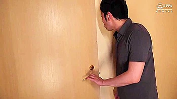 [nuka-56] Six Shots Nakadashi Without Pulling Out Incestuous Close Copulation Momo Minami Scene 1