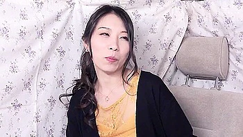 03I0522-Pick up and fuck a mature celebrity wife