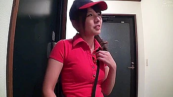 The Delivery/collection Lady Seduced Me At The Door And Gave Me A Spit-filled Handjob And A Deep Blowjob! 4 Hours