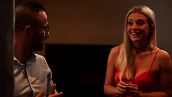 Kimber fucks her husband's financial adviser! - Jacquie et Michel TV