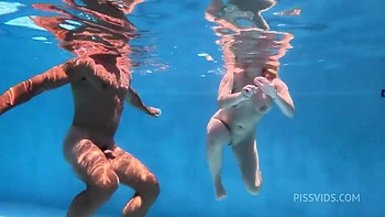 Underwater Fuck Golden Shower Facial For Australian Chick