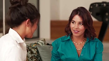 Lola, sporty... and naughty! - Jacquie et Michel TV