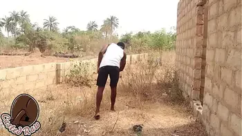 NAIJA PORN : my Landlord made me fuck her big boobs and wet pussy outdoor