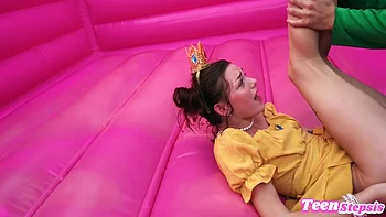 Luigi Fucks Princess Peach In The Bouncy Castle