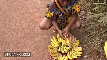 Black banana seller girl seduced for a hot sex