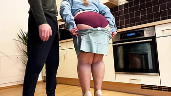 Step Mom Handjob Challenge With Big Ass MILF In Stockings