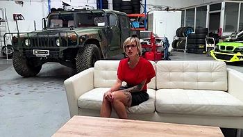 Betty, 46, loves the double at sea! - Jacquie et Michel TV