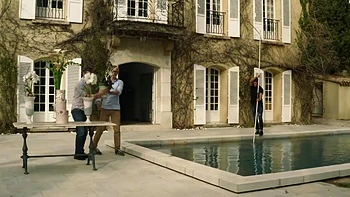 Little Foxy, 31, wanted some entertainment... - Jacquie et Michel TV