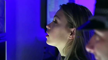 Amy consciously slips... - Jacquie et Michel TV