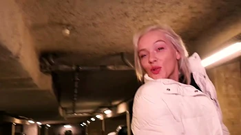 The key has chosen sides - Jacquie et Michel TV