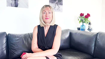 Lena got caught up in the game of group sex... - Jacquie et Michel TV