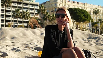 Participants are impatient - Jacquie et Michel TV