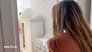 Gourmet Breakfast - Clea Gaultier And Tiffany Leiddi