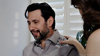 The Seductress 4 - Scene 4 - Seduce