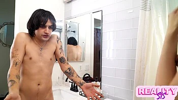 Camilla Cream Has Alex Coal Help Tackle New Stepbro s Big Dick Energy - S7:E4: Porn