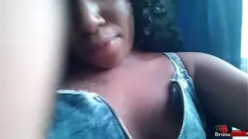 Estava brincando no ônibus de viagem - Bruna Black