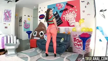 TRUE ANAL First time anal for busty Violet Starr