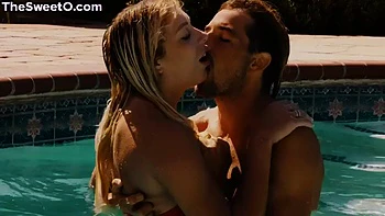 Blonde naughty babe cockriding outdoor