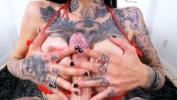 Voluptuous Babes Kiara  Valentina Sharing Big Cock by First Class POV: Porn